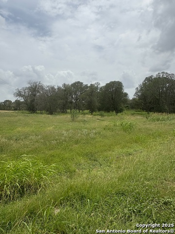 Listing photo id 15 for 16874 Lookout