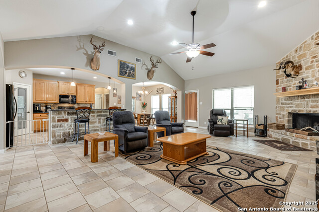 Image 20 of 37 For 205 Sendera Crossing (1.387 Acres)