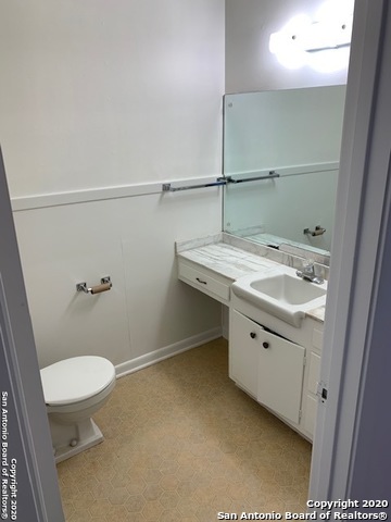 Image 11 of 12 For 222 Lullwood Ave #220 E 220