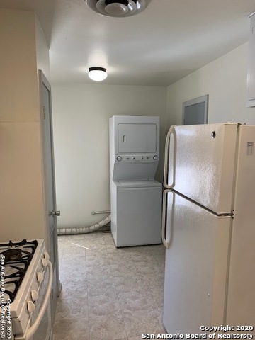 Image 7 of 12 For 222 Lullwood Ave #220 E 220
