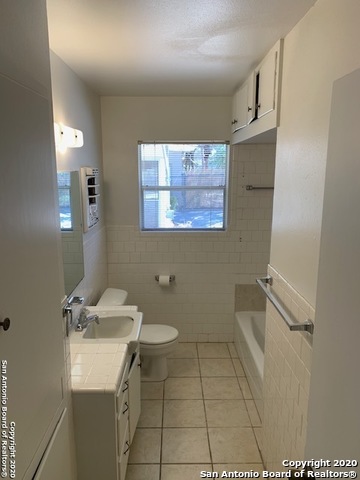 Image 9 of 12 For 222 Lullwood Ave #220 E 220