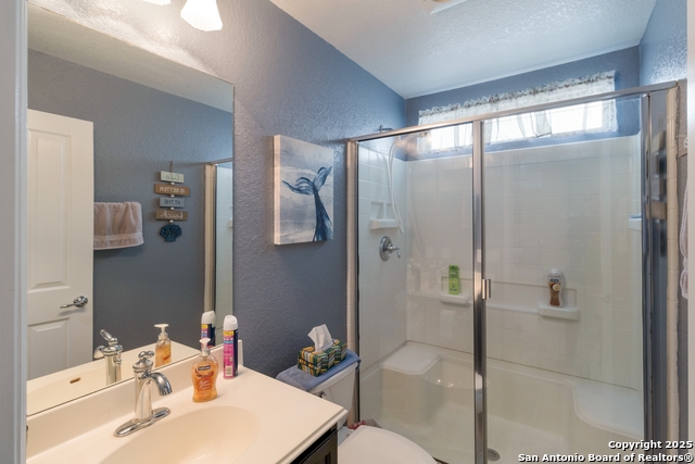 Listing photo id 17 for 10917 Charreada