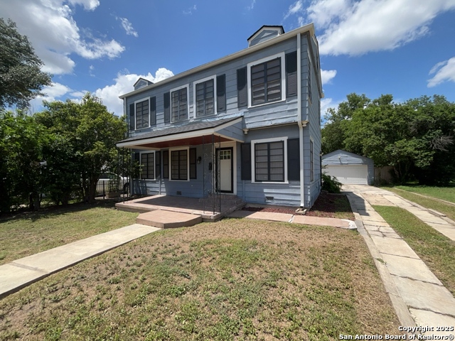 Image 43 of 44 For 2239 Mistletoe Ave W