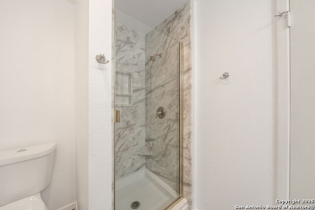 Listing photo id 24 for 6659 Crown Ridge 6659