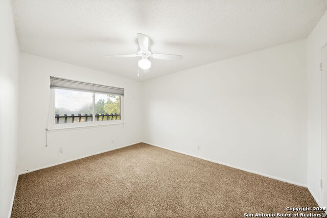 Listing photo id 26 for 6659 Crown Ridge 6659