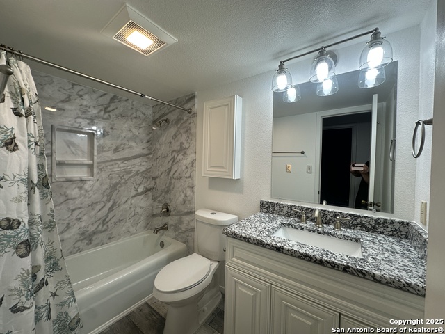 Listing photo id 28 for 6659 Crown Ridge 6659