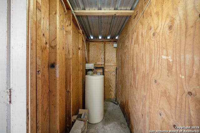 Listing photo id 31 for 6659 Crown Ridge 6659