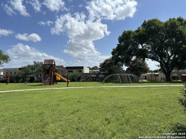 Listing photo id 41 for 6659 Crown Ridge 6659