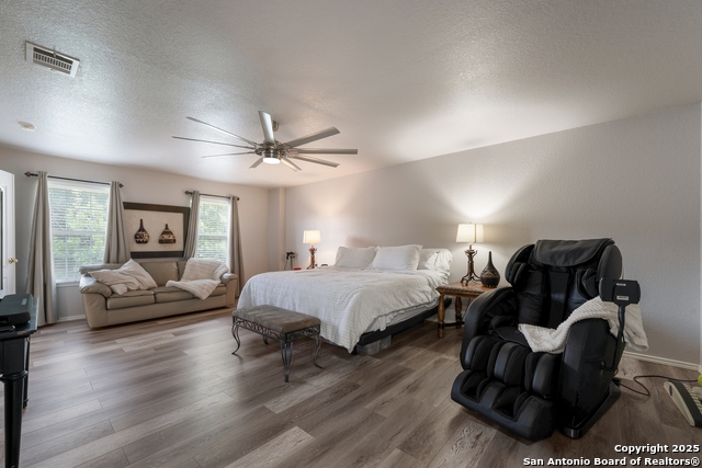 Image 15 of 30 For 17203 Garwood Chase
