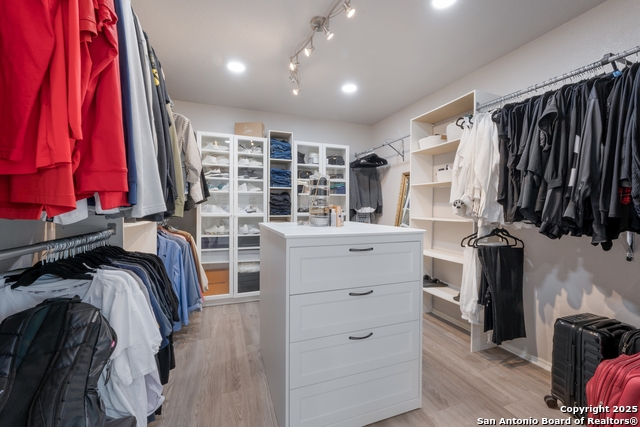Image 17 of 30 For 17203 Garwood Chase