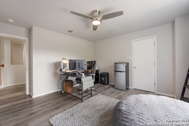 Image 21 of 30 For 17203 Garwood Chase