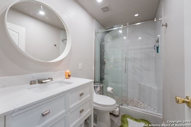 Image 23 of 30 For 17203 Garwood Chase