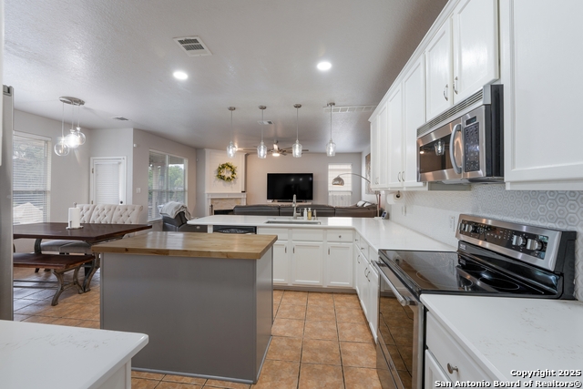 Image 8 of 30 For 17203 Garwood Chase