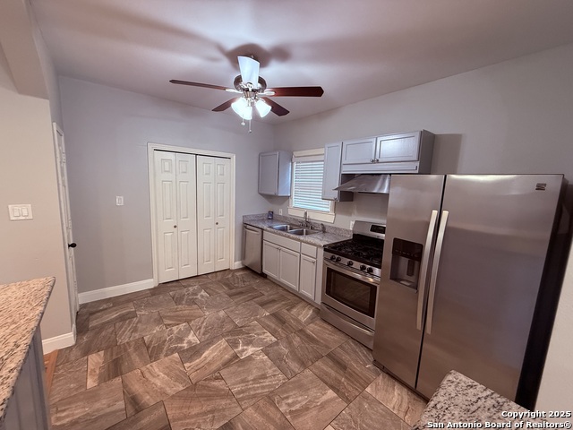 Image 13 of 21 For 2222 Huisache