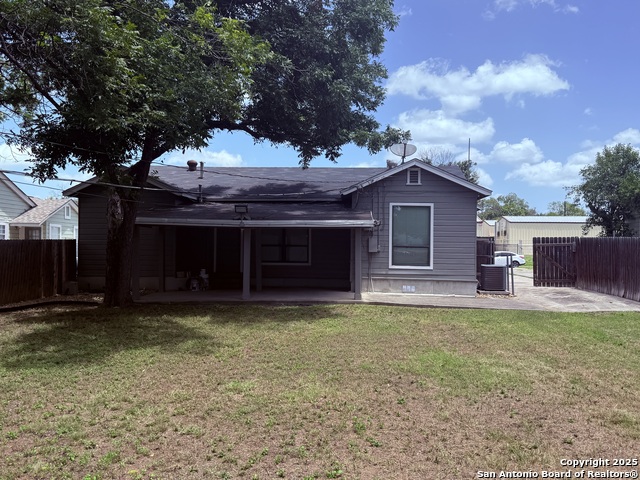 Image 5 of 21 For 2222 Huisache
