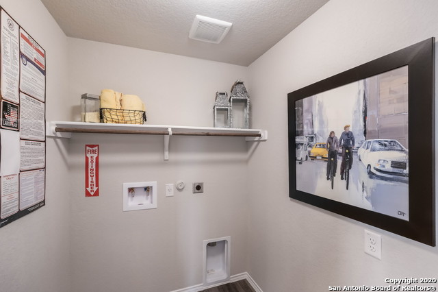 Image 21 of 25 For 12103 Precept Dr