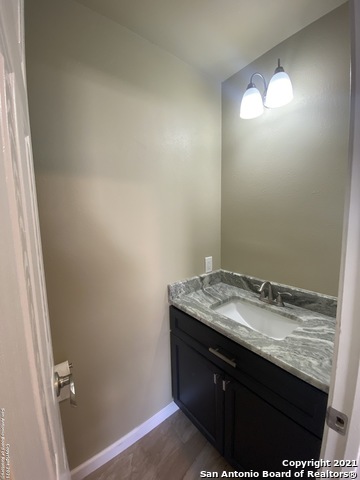 Image 11 of 23 For 7714 Bay Berry