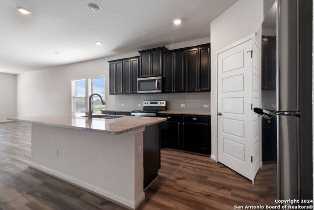 Image 6 of 17 For 3020 Muscat Way