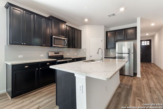 Image 7 of 17 For 3020 Muscat Way