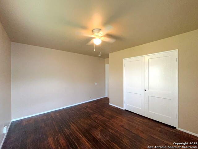Listing photo id 16 for 103 Harwood Dr
