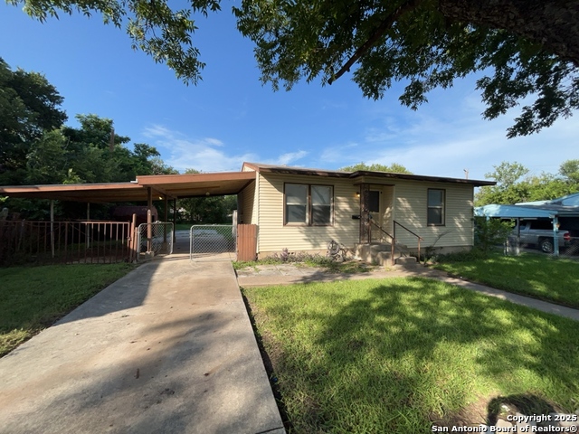Listing photo id 29 for 103 Harwood Dr