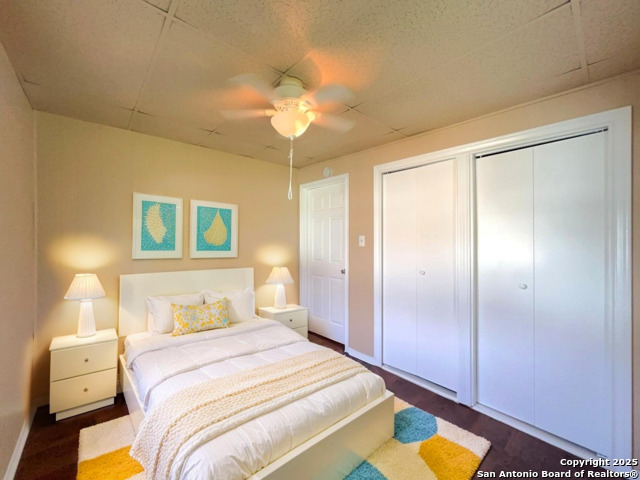 Listing photo id 4 for 103 Harwood Dr