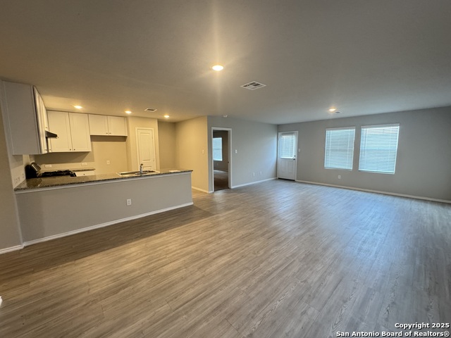 Image 2 of 15 For 5372 Fair Moon