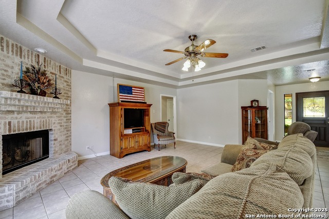 Listing photo id 13 for 1810 Burr Oak
