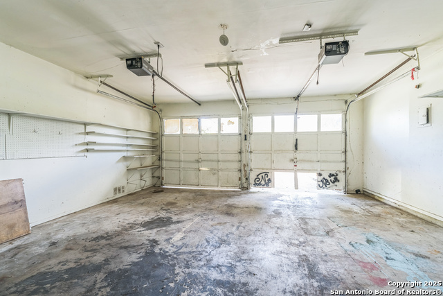 Image 23 of 27 For 4814 Fairford