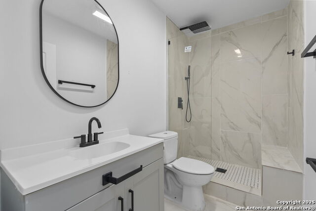 Listing photo id 10 for 7701 Wurzbach Rd 305