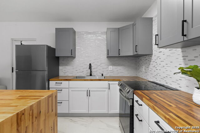 Listing photo id 3 for 7701 Wurzbach Rd 305