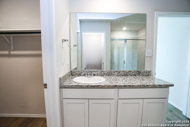 Image 15 of 26 For 4139 Blue Granite