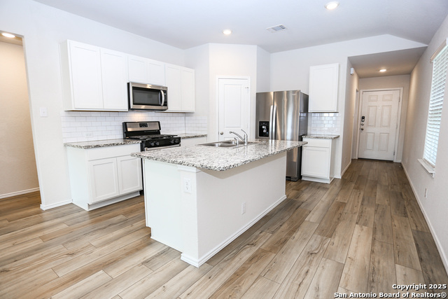 Image 5 of 26 For 4139 Blue Granite