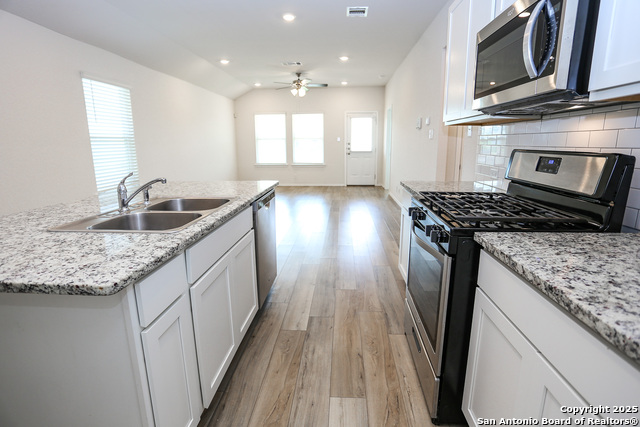 Image 7 of 26 For 4139 Blue Granite