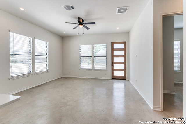 Image 8 of 22 For 138 Porter St  1