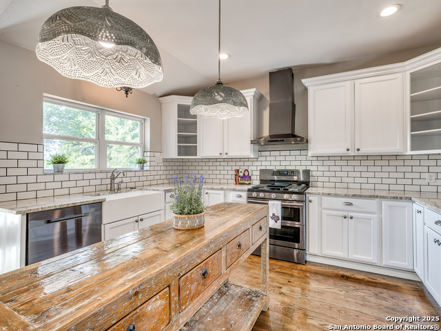 Image 13 of 39 For 10795 Foster Rd S
