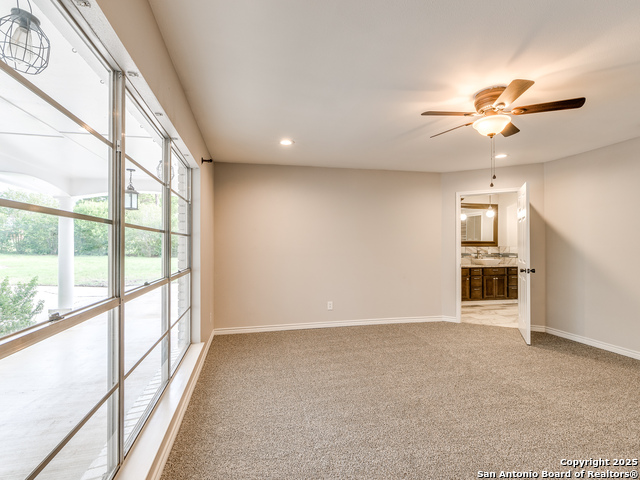 Image 19 of 39 For 10795 Foster Rd S