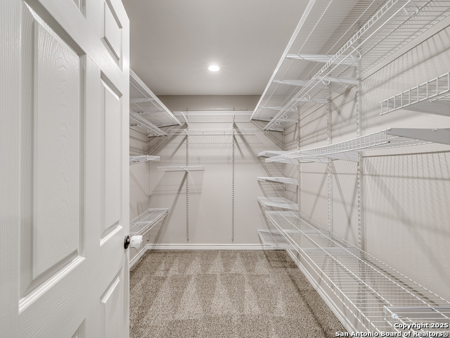 Image 22 of 39 For 10795 Foster Rd S