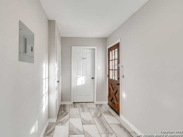 Image 32 of 39 For 10795 Foster Rd S