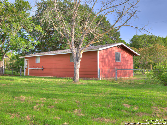 Image 38 of 39 For 10795 Foster Rd S