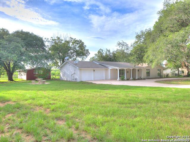 Image 4 of 39 For 10795 Foster Rd S