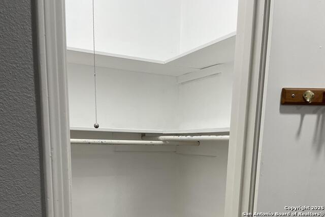 Image 16 of 42 For 7711 Broadway  11c