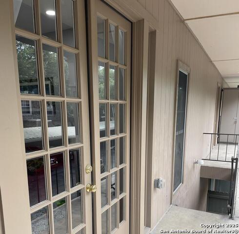 Image 24 of 42 For 7711 Broadway  11c