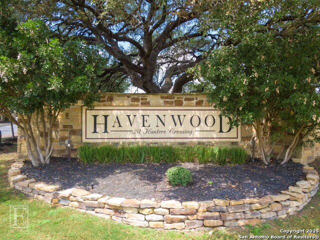 Image 38 of 44 For 1931 Havenwood Blvd