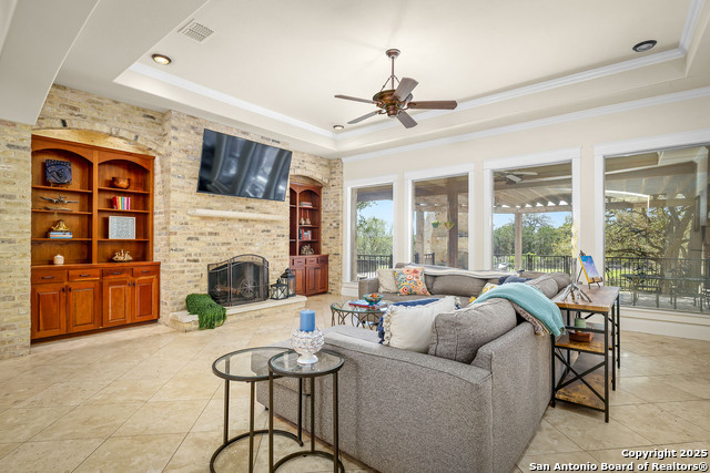 Image 9 of 44 For 1931 Havenwood Blvd