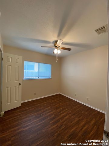 Image 18 of 31 For 4514 Stradford Pl