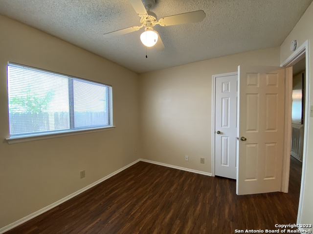 Image 22 of 31 For 4514 Stradford Pl