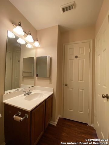 Image 27 of 31 For 4514 Stradford Pl