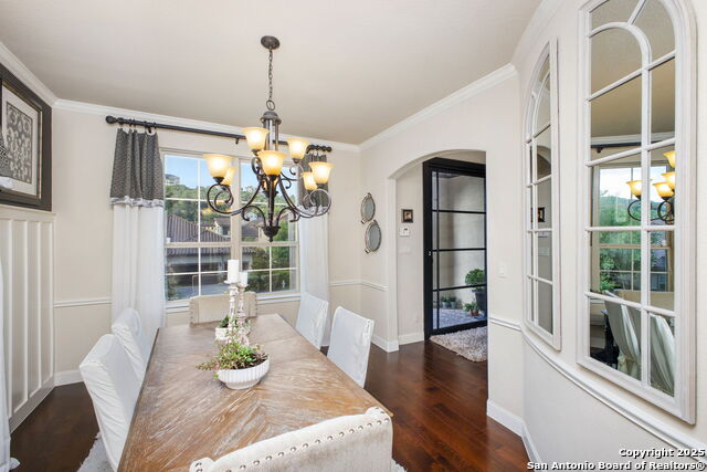 Listing photo id 11 for 7027 Bella Bluff