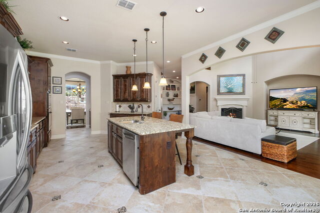 Listing photo id 26 for 7027 Bella Bluff